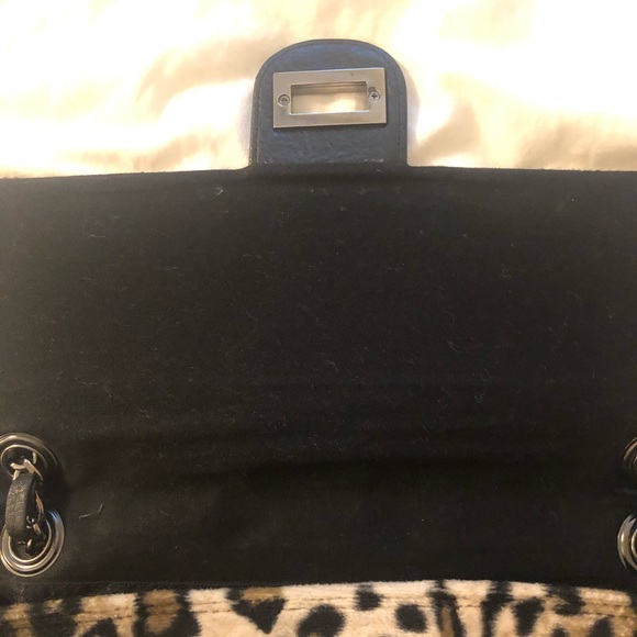 Cheetah/Leopard Print Flap Bag - Picture 4 of 5